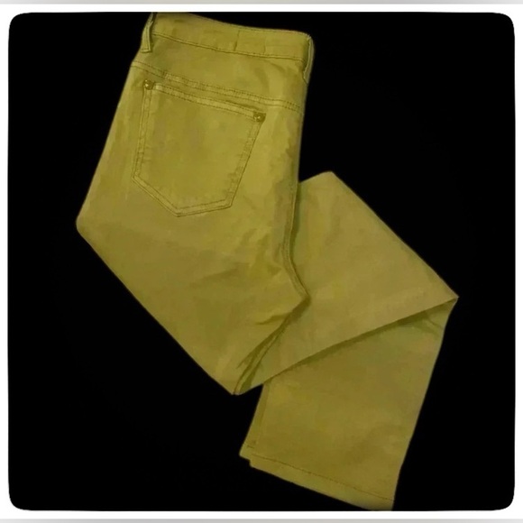 V Cristina Skinny Fit Jeans For Ladies in Green Size 10 - Picture 4 of 7